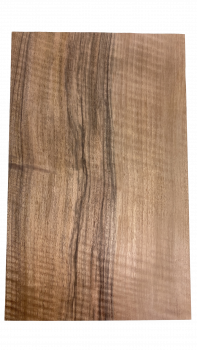 Top European Walnut flamed AAA 1-pc., 8 mm